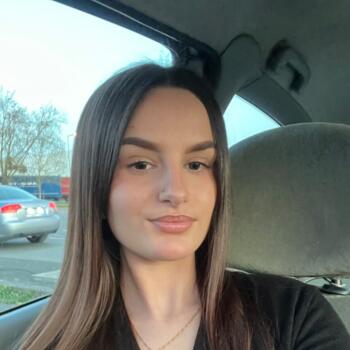 Babysitter Clermont: Ofélia