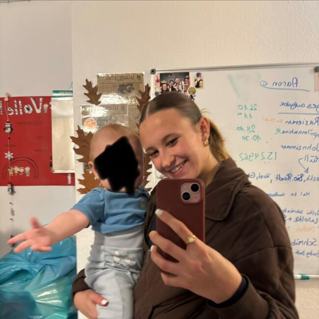 Babysitter in Höfen an der Enz: Sofia