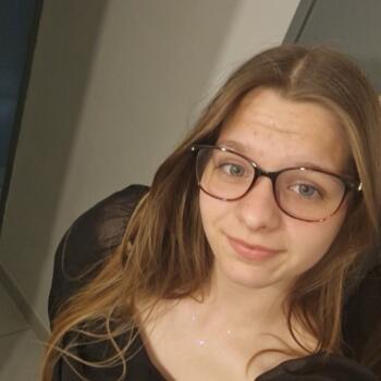 Babysitter in Angers: Leane