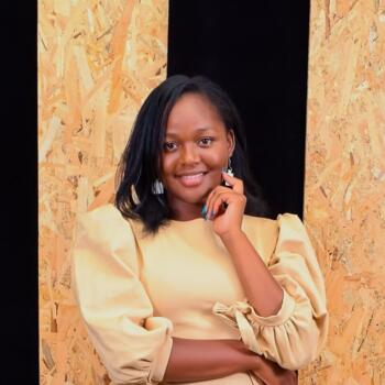 Babysitter Nairobi: Silvia