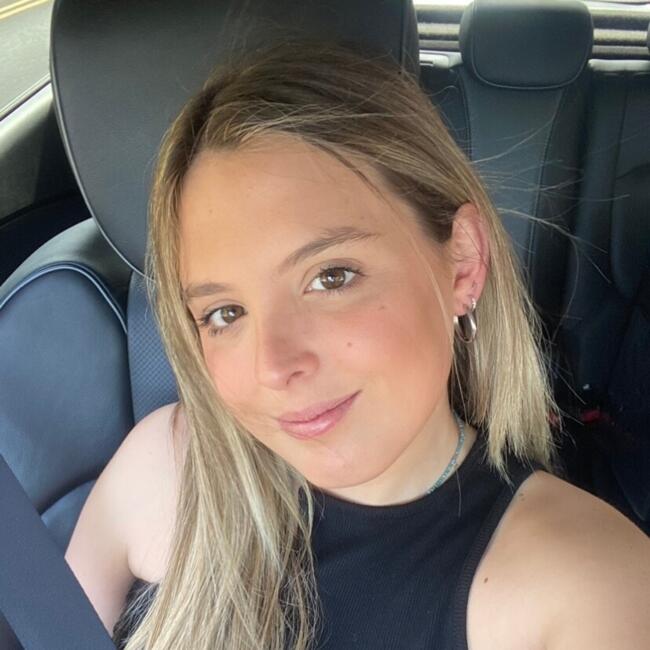 Babysitter in Cork: Rocio