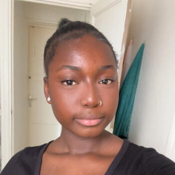 Babysitter in Dugny: Oumou