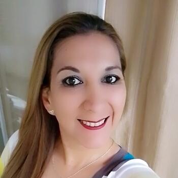 Babysitter Cochabamba: María René