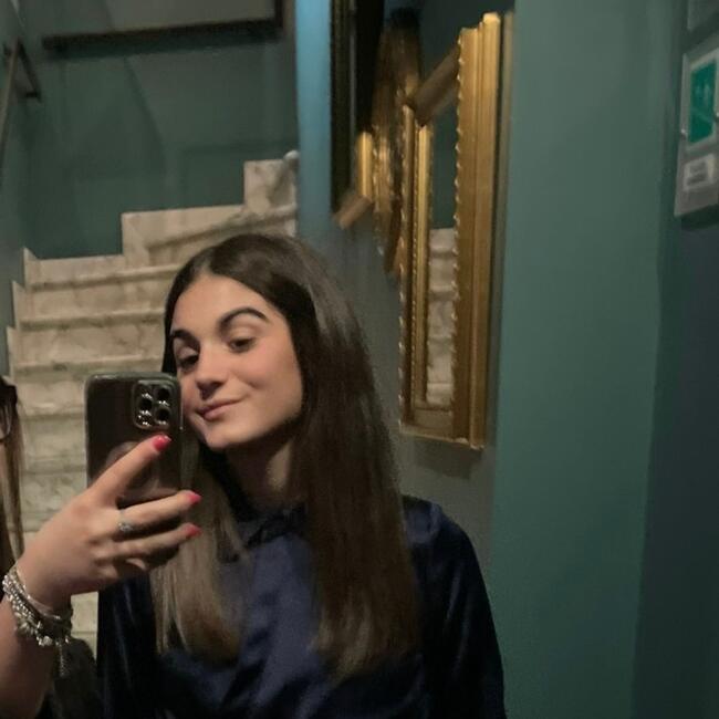 Babysitter in Brescia: Rebecca