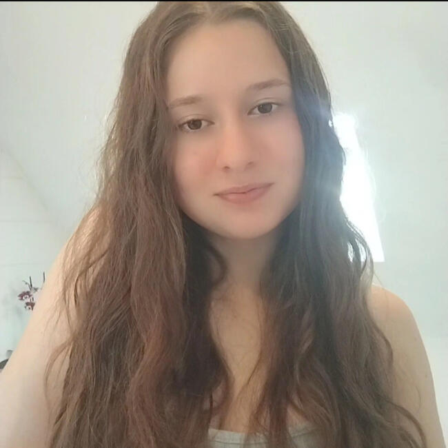 Babysitter in Épinay-sur-Orge: Mélisse-Ambre