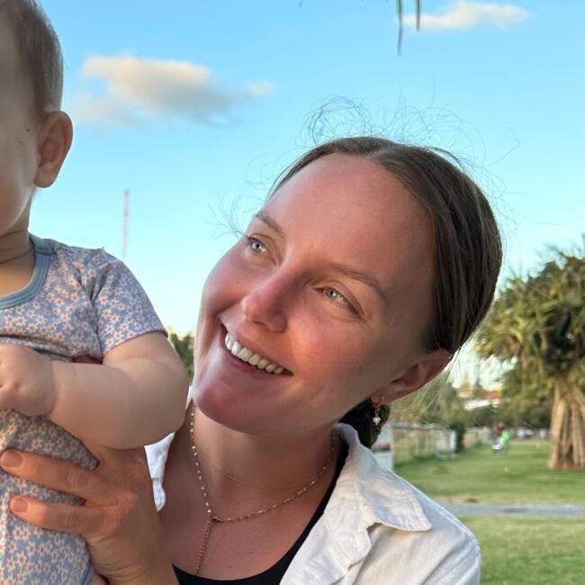 Babysitter in Queenstown: Aimee