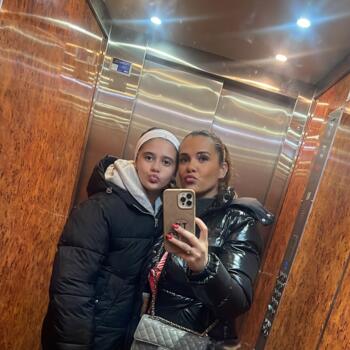 Job de garde d'enfants à Courbevoie: job de garde d'enfants Nour