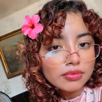 Babysitter Mérida: Kristal