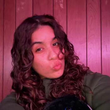 Babysitter in Oak Lawn: Alejandra