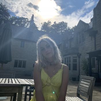 Babysitter Leeds: Maelyss