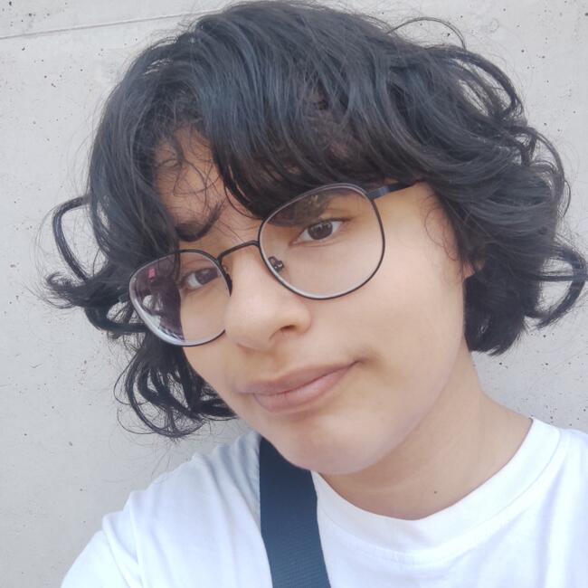 Canguro en Esplugues de Llobregat: Ainhoa Velez Zambrano