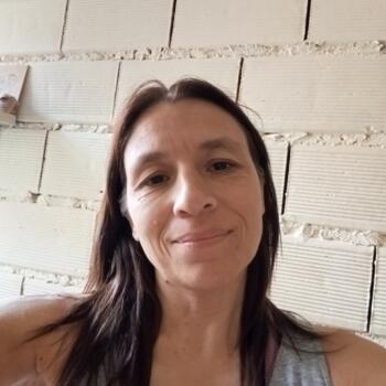 Niñera en San Nicolás de los Arroyos: Andrea