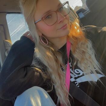 Babysitter in Manassas: Samantha