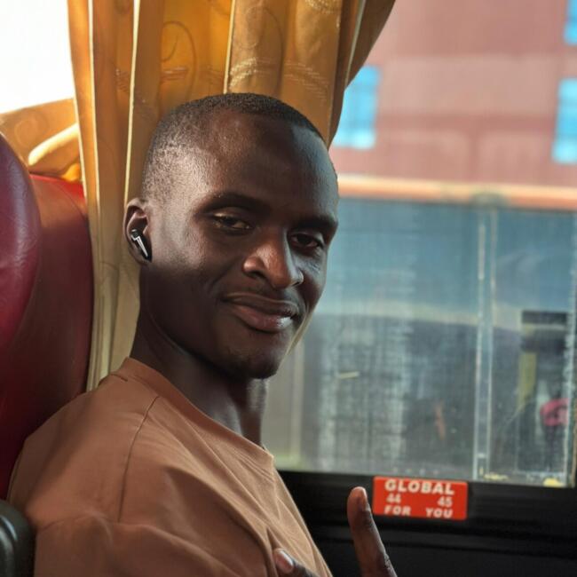 Babysitter in Mbarara: Alliu