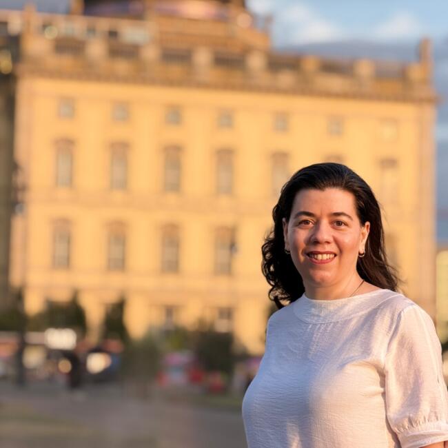 Babysitter in Vienna: Adeleh