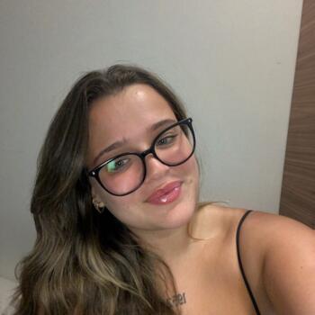 Babysitter in Niterói: Lia