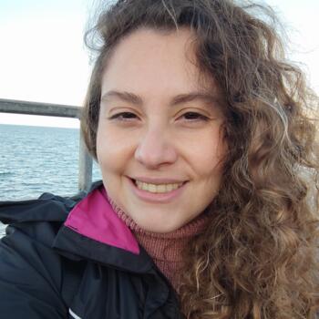 Babysitter in Port Montt: Camila