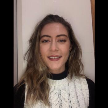 Babysitter in Galway: Hannah