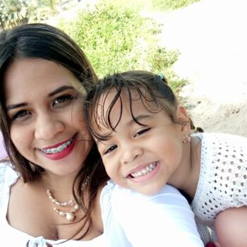Babysitter in Valencia: Fabiola