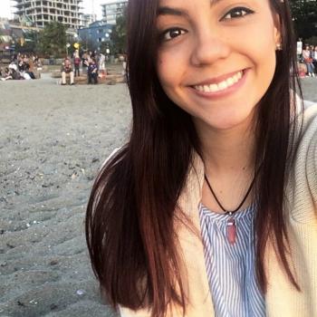 Babysitter in Vancouver: Andrea Catalina