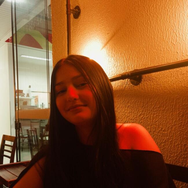 Babysitter in Pato Branco: Luana