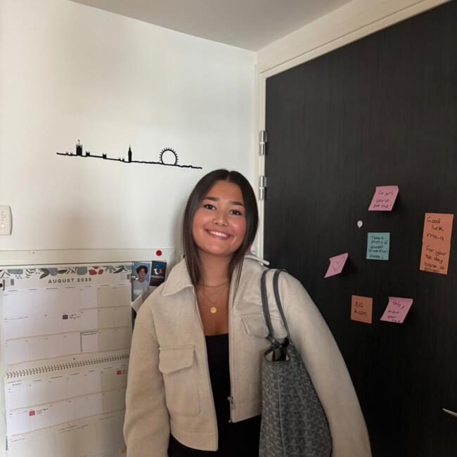 Babysitter in Boulogne-Billancourt: Maia