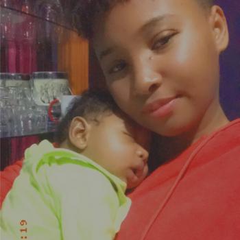 Babysitter em Loures: Ana