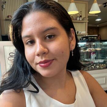 Babysitter in Campo Grande: Isabella