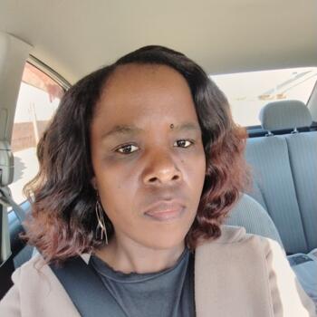 Babysitter in Johannesburg: Mary