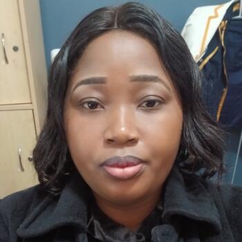 Babysitter Cape Town: Loice
