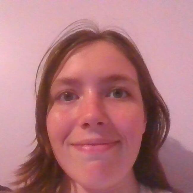 Babysitter in Nelson: Torie