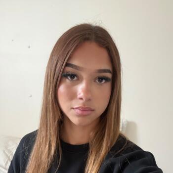 Babysitter in Breuil-Magné: Talina