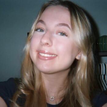 Babysitter in Palmerston North: Emma