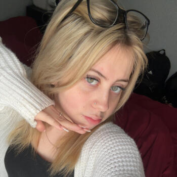 Babysitter in Birmingham: Katie