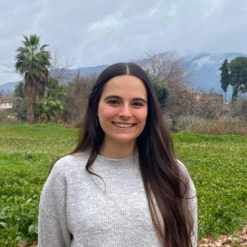 Babysitter Dublin: Ariana