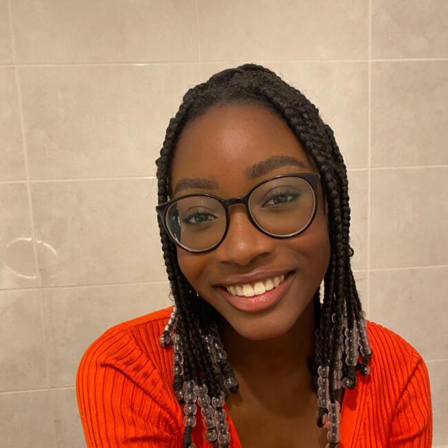 Babysitter in Reims: Kimia