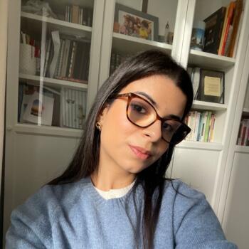 Babysitter in Paris: Anissa