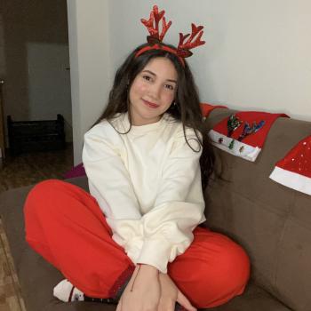 Babysitter Oliveira do Bairro: Flor de Luna