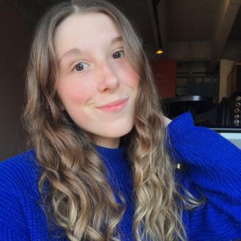 Baby-sitter in Comox: Jolianne