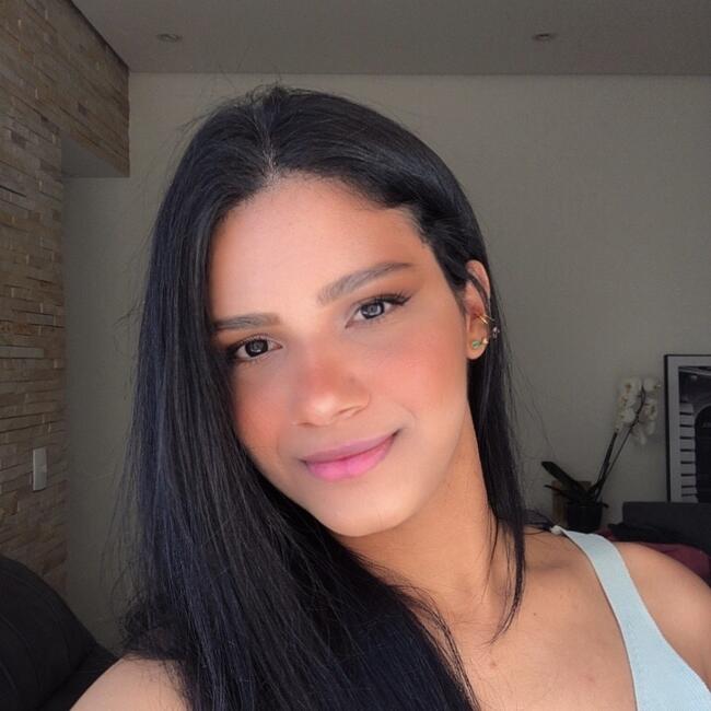 Babá em São Paulo: Elayne