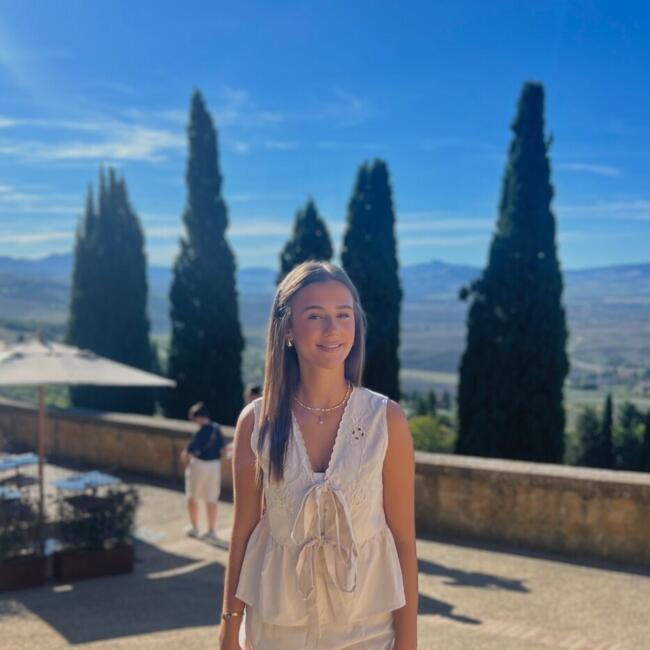 Babysitter in Kaštel Lukšić: Laura