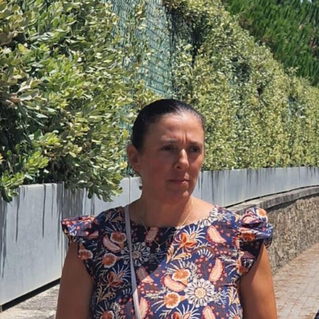 Babysitter in Esposende: Veronica