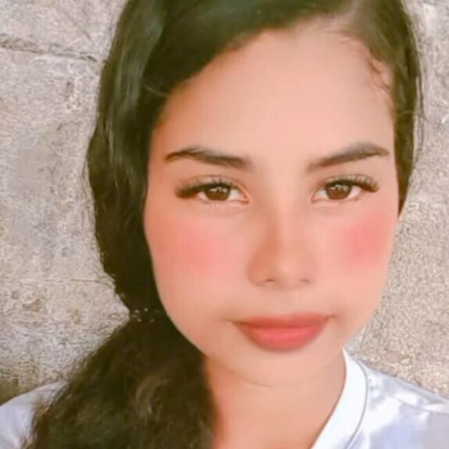 Babysitter in Burunga: Mariel