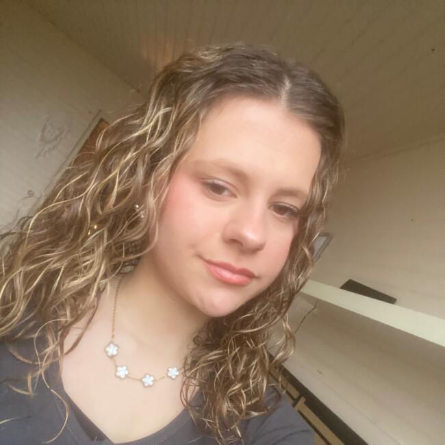 Babysitter in Daigny: Lilou