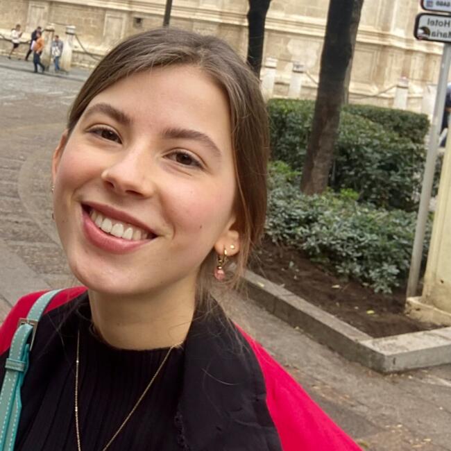 Babysitter in Lommel: Hanna