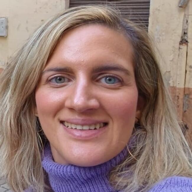 Niñera en Granada: Maria