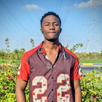 وظيفة جليسة أطفال في إمارة الشارقة: فرص عمل كجليسة أطفال Ndikumana