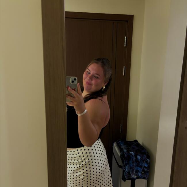 Babysitter in Northampton: Tamara