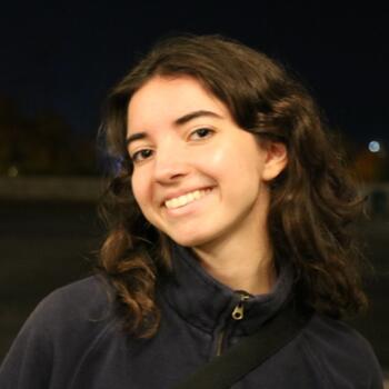 Babysitter in Milan: Anna