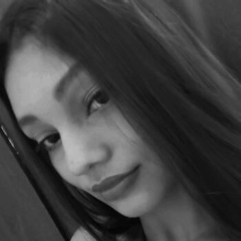 Babá em Indaiatuba: Michelle